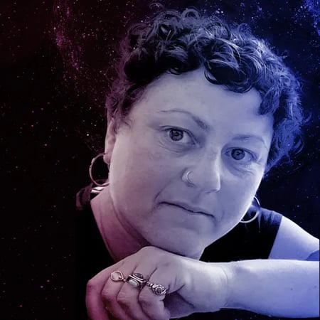 Portrait-Cover-Tessa-Finlev-670x670